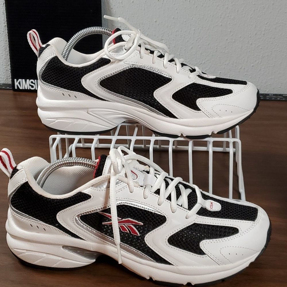 Men's Reebok Athletic Shoes Sneakers White Black‎ Red RB 711 HSV 1-181144 Size 9